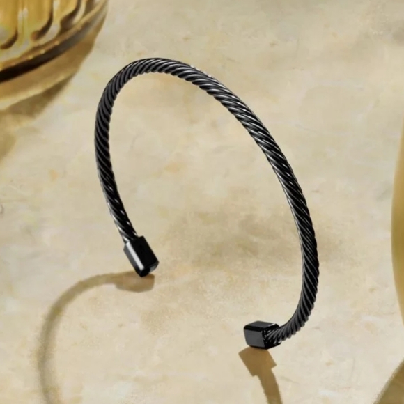 Mens Blackened Stainless Steel Bracelet New Twisted Style Large 8.5" - Picture 2 of 6